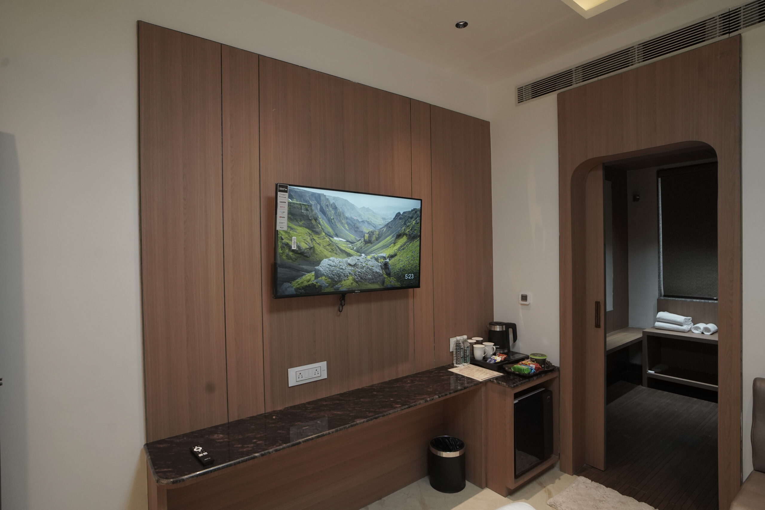 Twin Bed Room 5